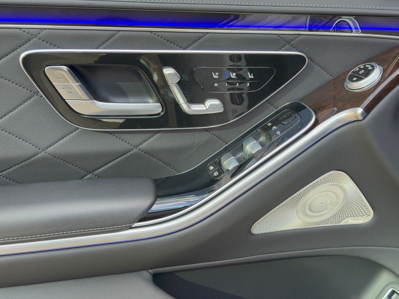 Certified 2025 Mercedes-Benz S 580e 4MATIC Sedan image 15