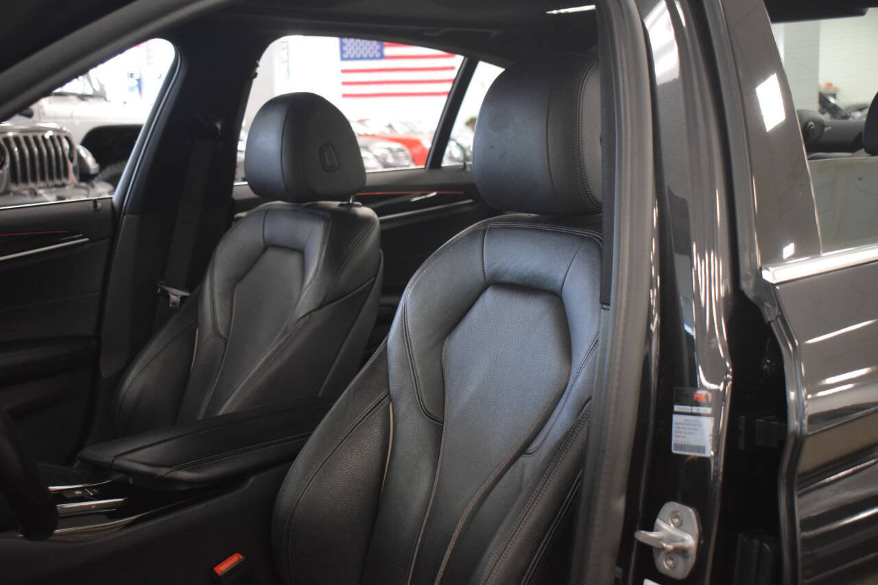 Used 2018 BMW 540i RWD image 58