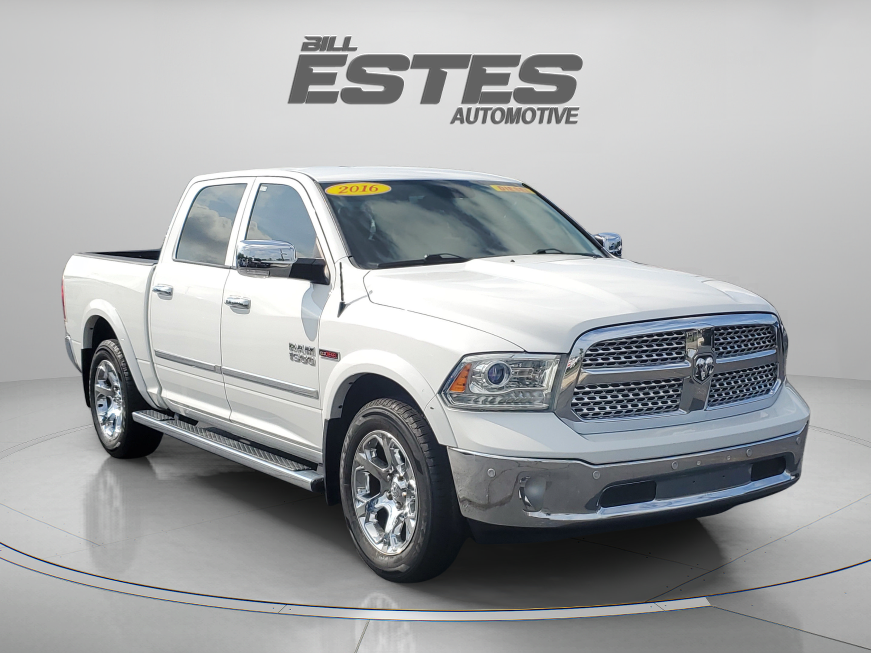 Used 2016 RAM 1500 Laramie w/ Convenience Group AWD/4WD image 5