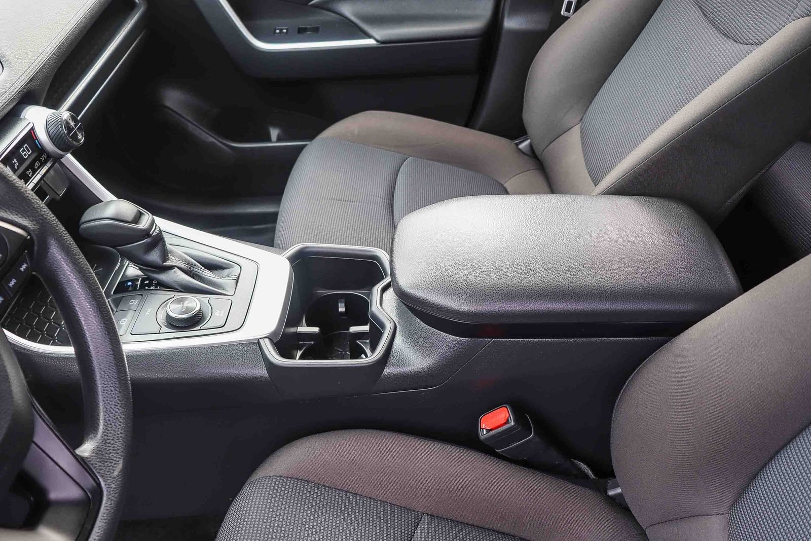 Certified 2024 Toyota RAV4 LE AWD/4WD image 23