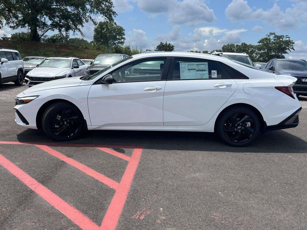 New 2026 Hyundai Elantra SEL Sport FWD image 31