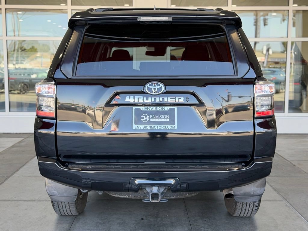 Used 2021 Toyota 4Runner SR5 AWD/4WD image 13