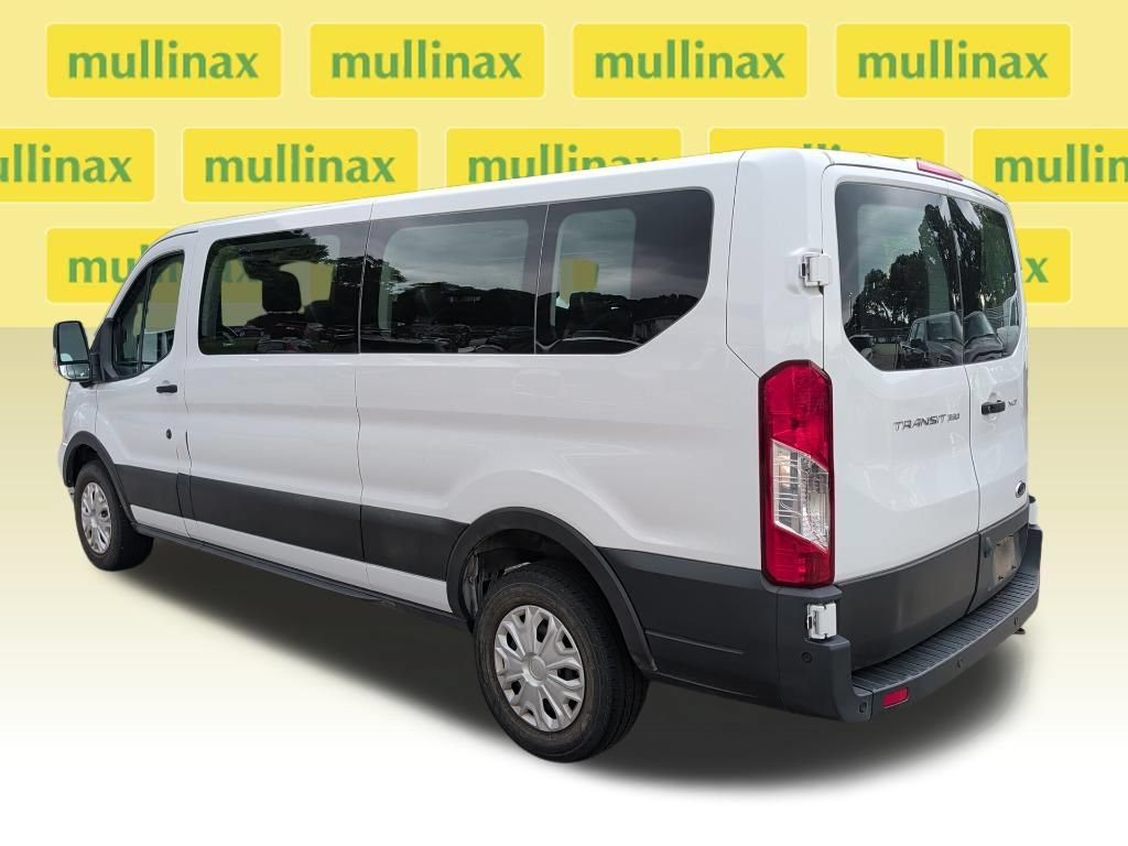 Used 2023 Ford Transit 350 XLT RWD image 3