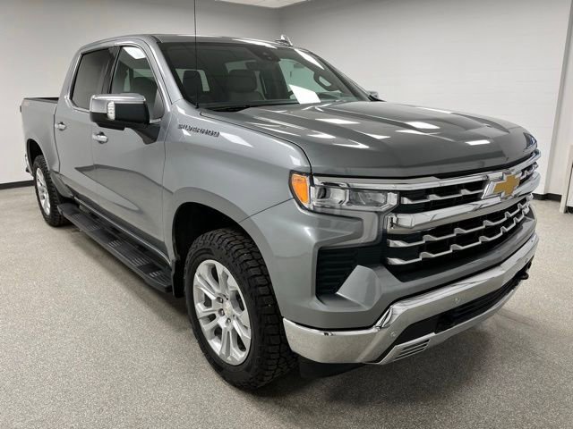 Used 2023 Chevrolet Silverado 1500 LTZ w/ Technology Package AWD/4WD image 2