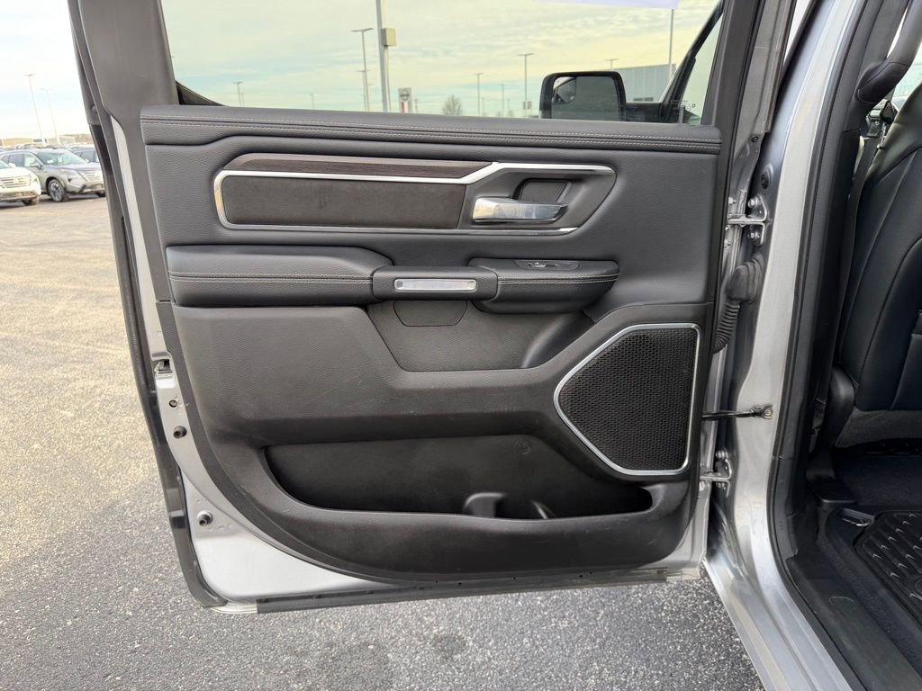 Used 2025 RAM 1500 Laramie image 18