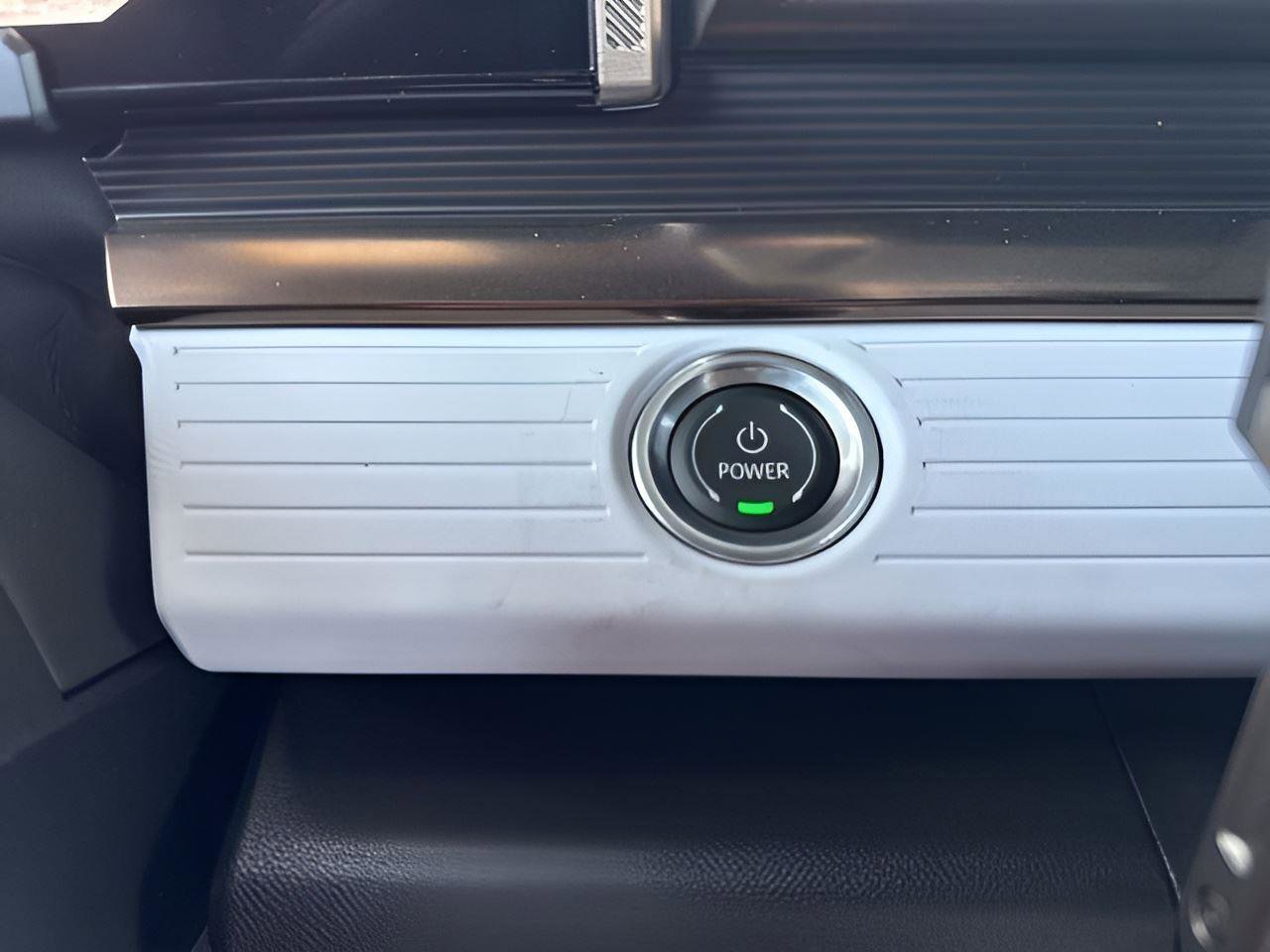 New 2025 GMC Hummer EV 3X w/ LPO, Illumination Package image 32