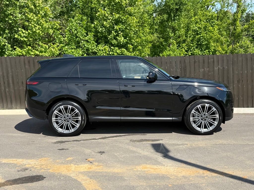 Certified 2024 Land Rover Range Rover Sport SE AWD/4WD image 6