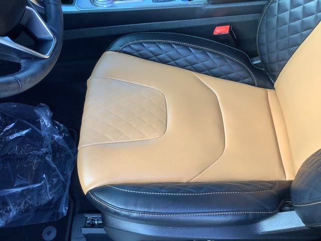 Used 2024 Ford Edge Titanium w/ Titanium Elite Package AWD/4WD image 9