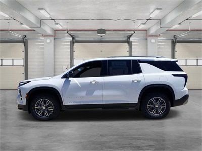 New 2025 Chevrolet Traverse LT AWD/4WD image 4
