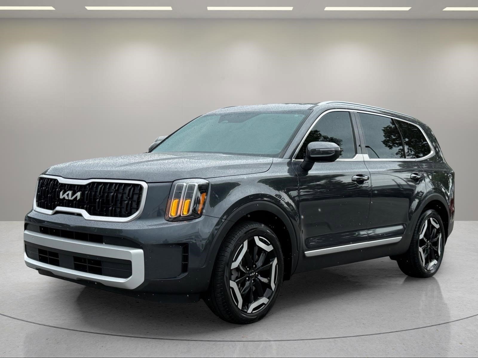 Used 2024 Kia Telluride EX FWD image 1