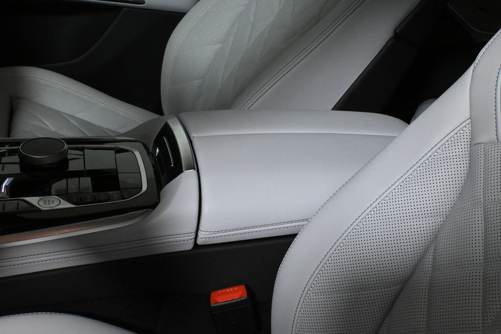 Used 2026 BMW X5 xDrive40i image 26