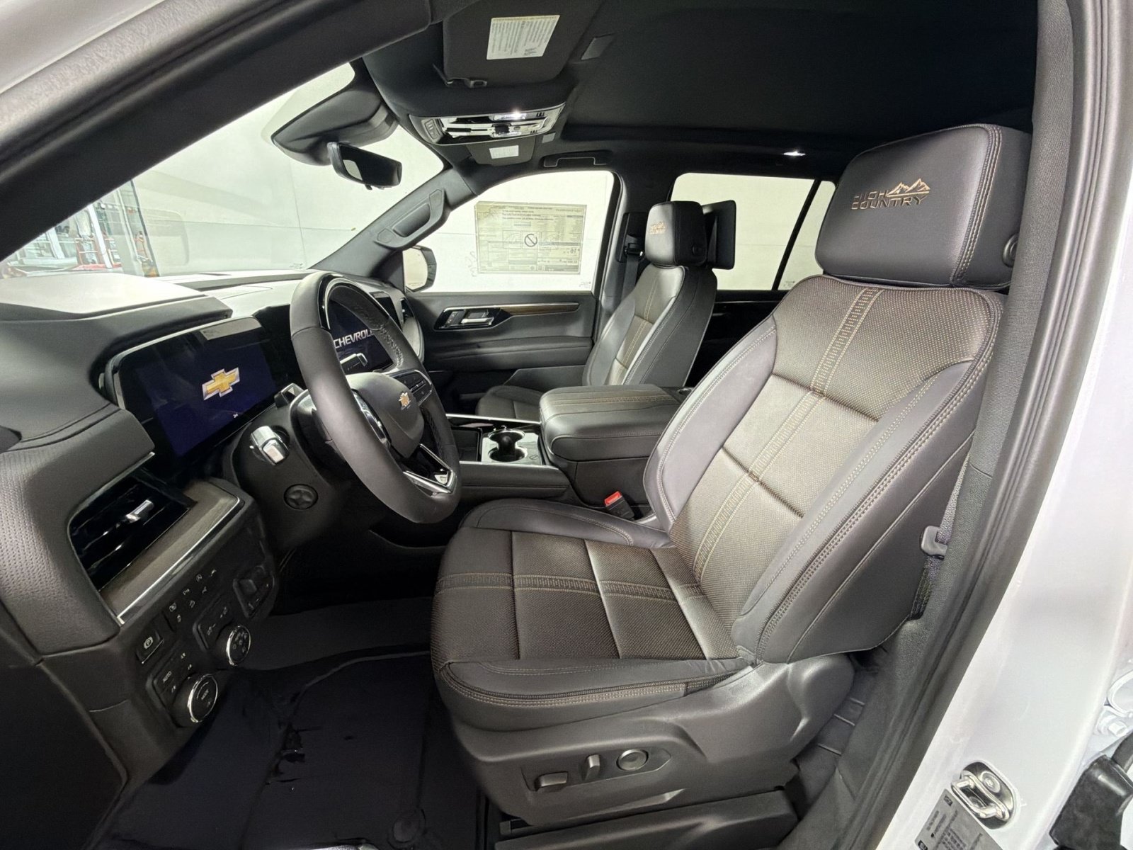 New 2026 Chevrolet Tahoe High Country AWD/4WD image 13