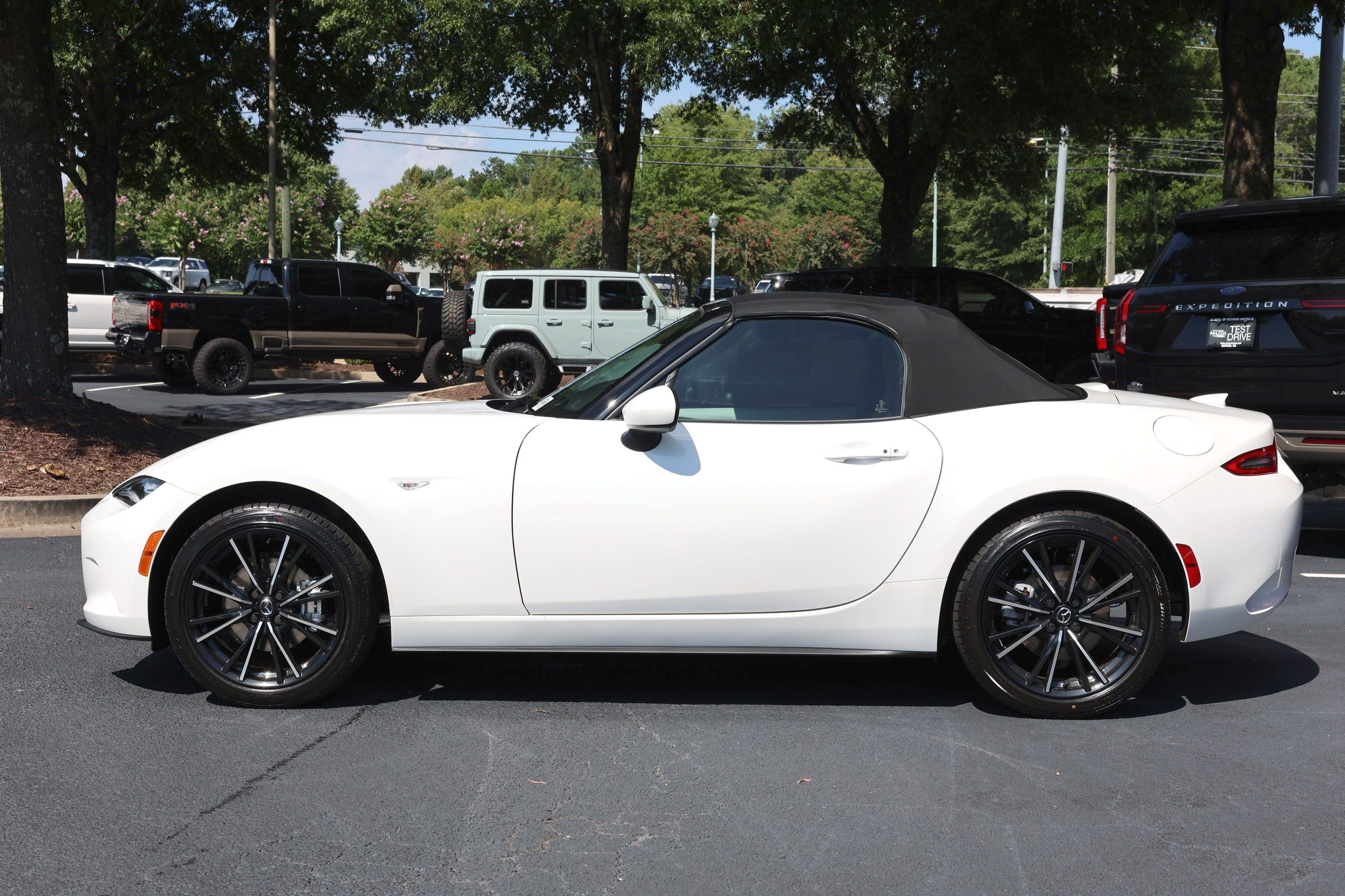 New 2026 MAZDA MX-5 Miata Grand Touring RWD image 3