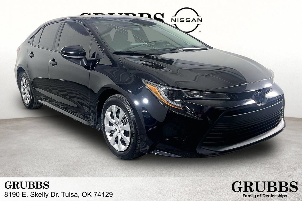 Used 2025 Toyota Corolla LE