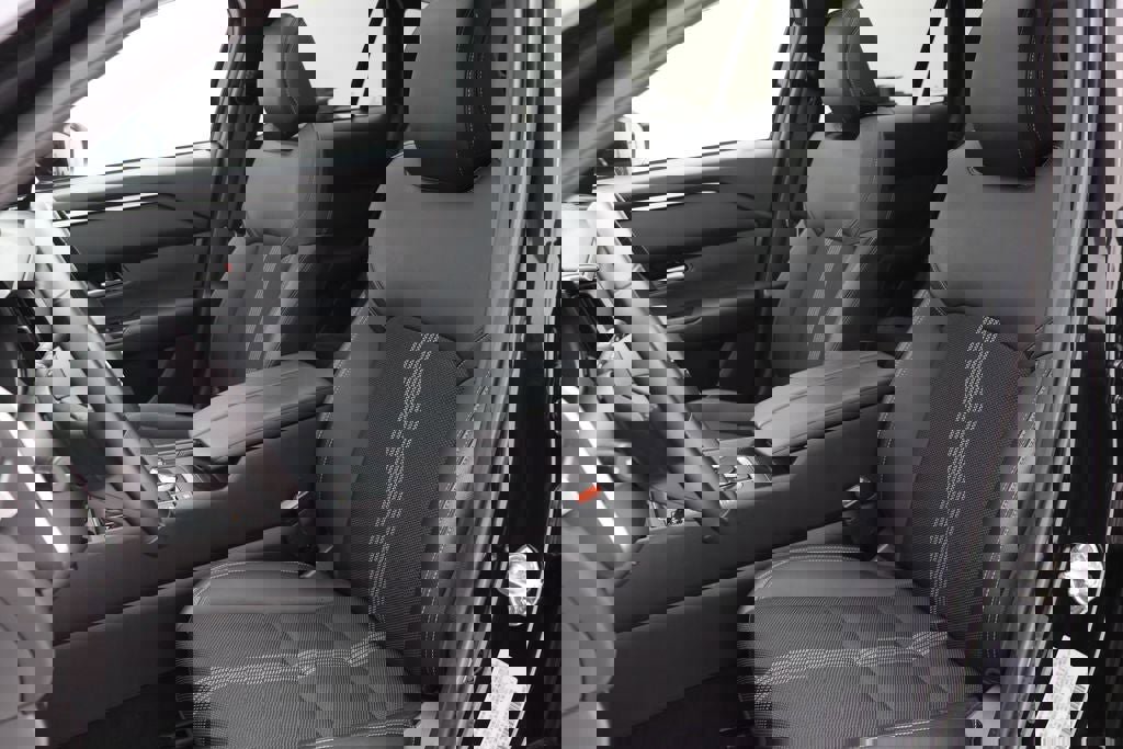 Used 2025 MAZDA CX-50 AWD 2.5 S w/ Premium Package image 15