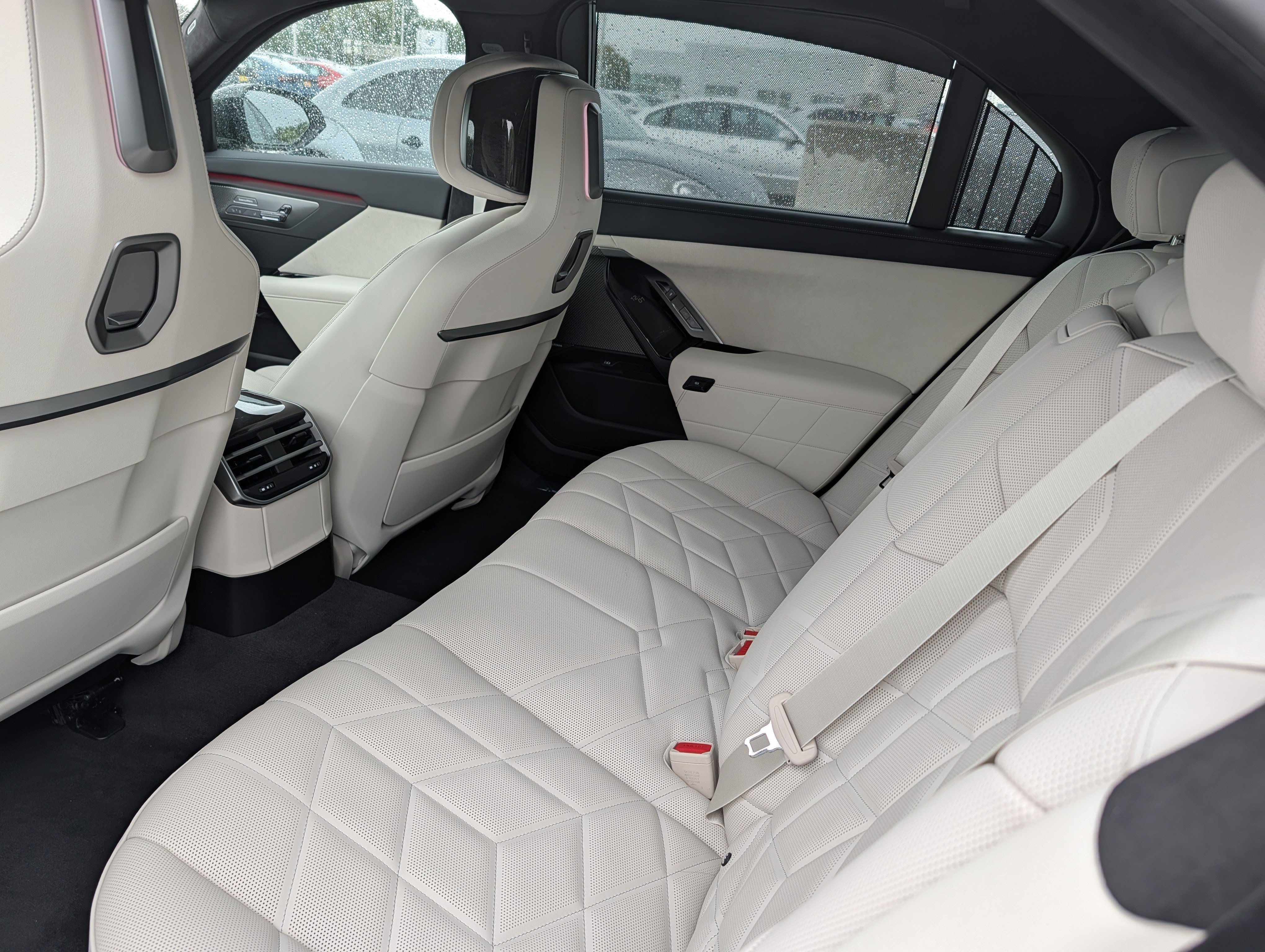 New 2027 BMW 740i xDrive AWD/4WD image 6