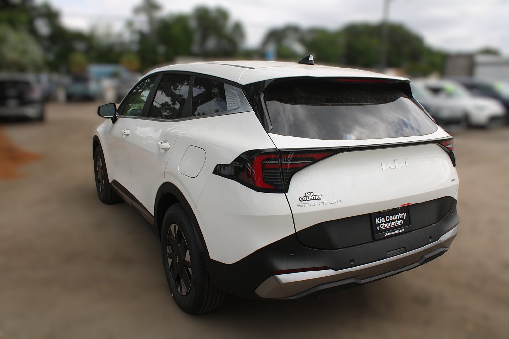New 2027 Kia Sportage LX FWD image 10