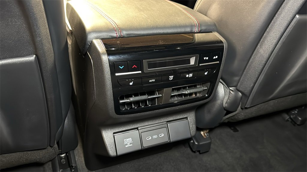 Used 2025 Acura MDX A-Spec image 17