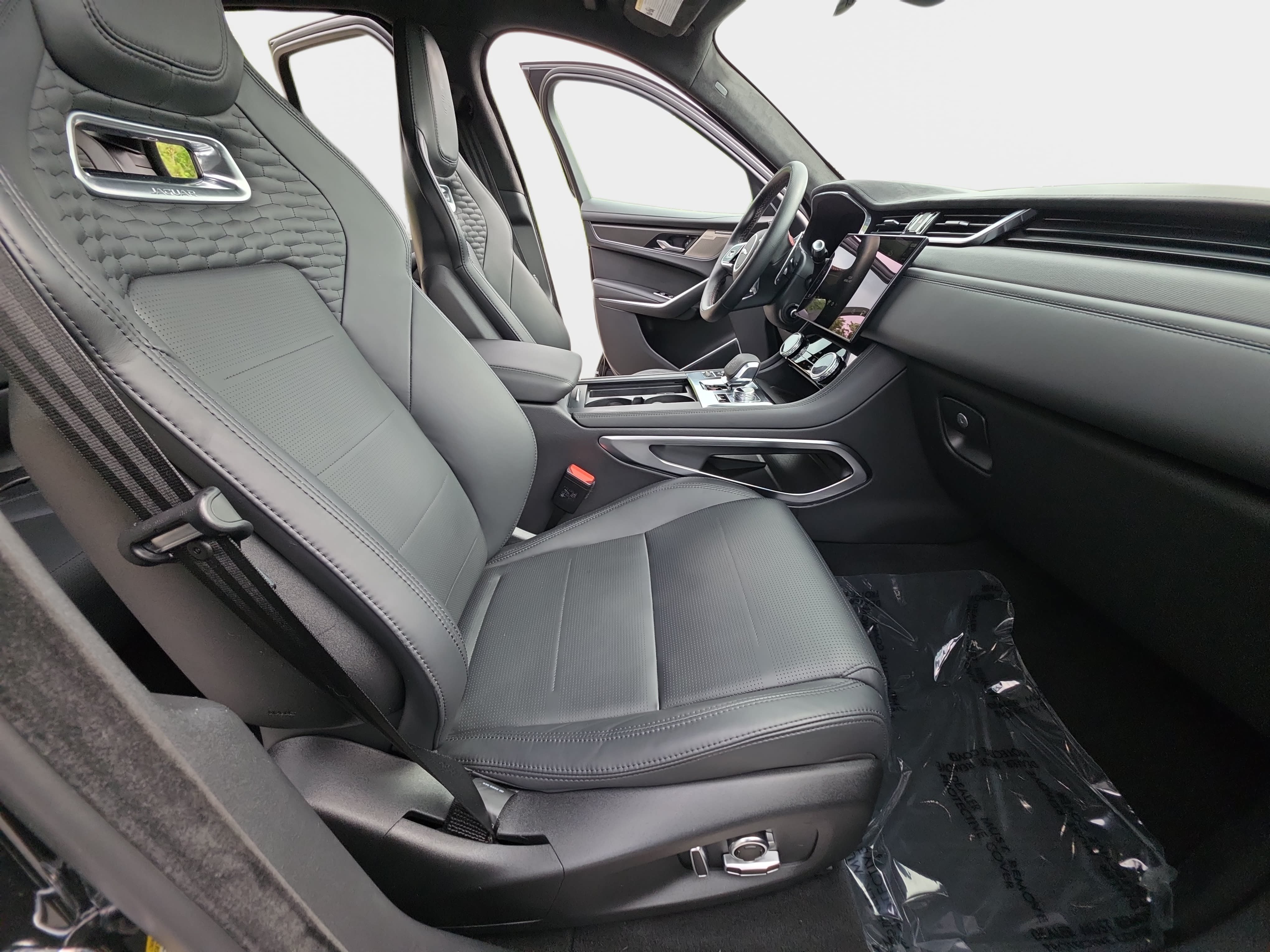 Certified 2022 Jaguar F-PACE SVR AWD/4WD image 10