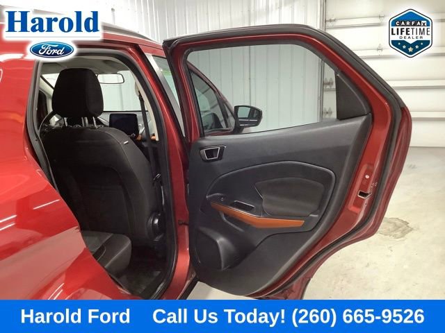 Used 2021 Ford EcoSport SE w/ SE Convenience Package image 9