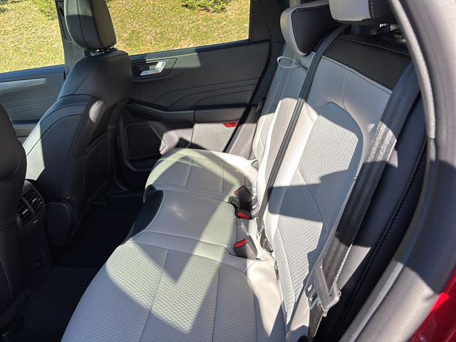 New 2026 Ford Escape SE FWD image 15