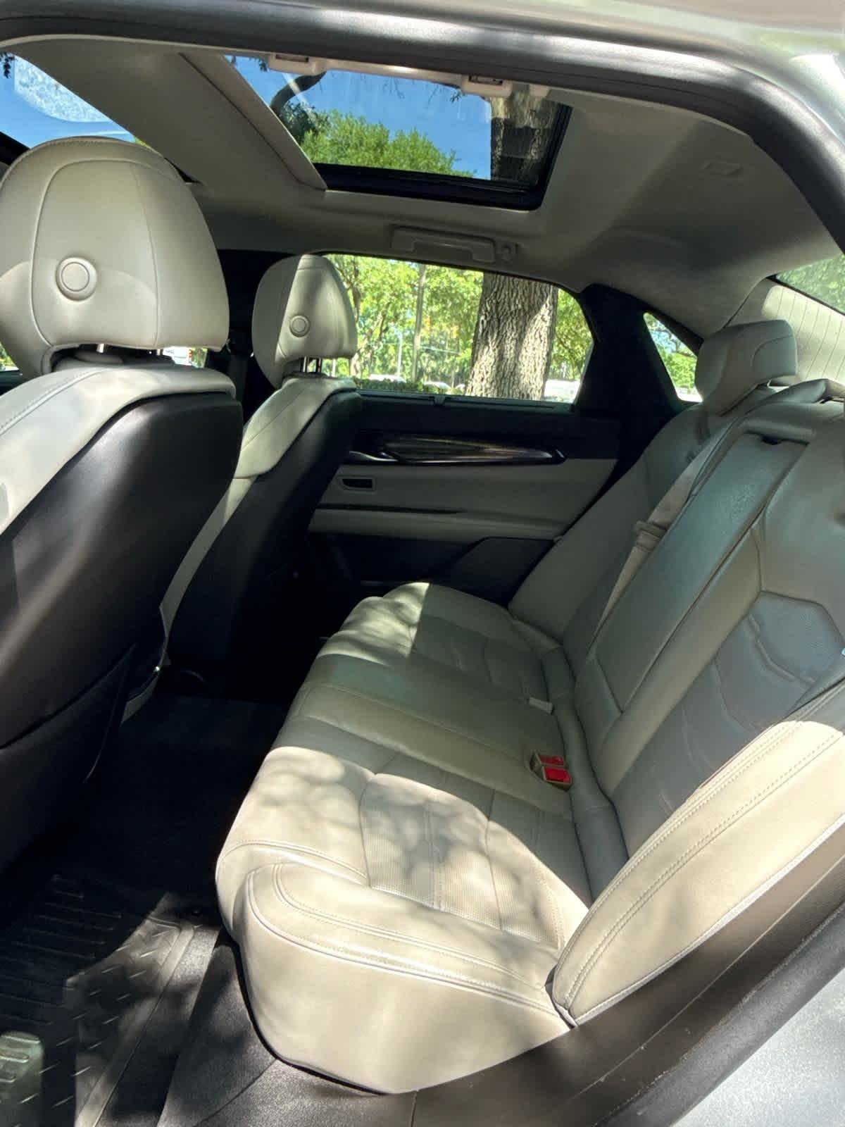 Used 2018 Cadillac CT6 Premium Luxury w/ Super Cruise Package image 11