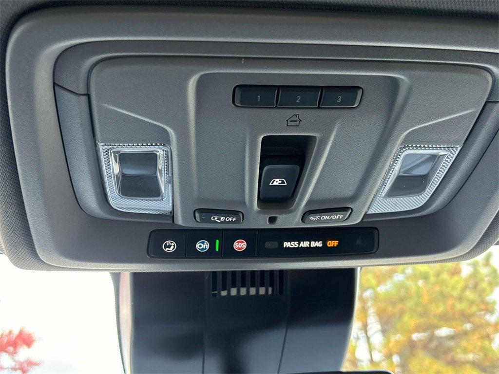 New 2024 GMC Sierra 1500 SLE w/ Preferred Package image 14