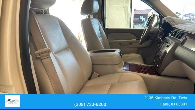 Used 2014 Chevrolet Suburban LTZ AWD/4WD image 41