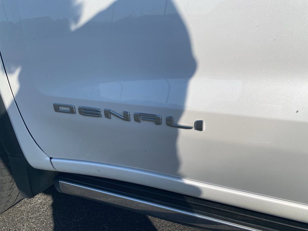 Used 2023 GMC Sierra 1500 Denali w/ Technology Package AWD/4WD image 42