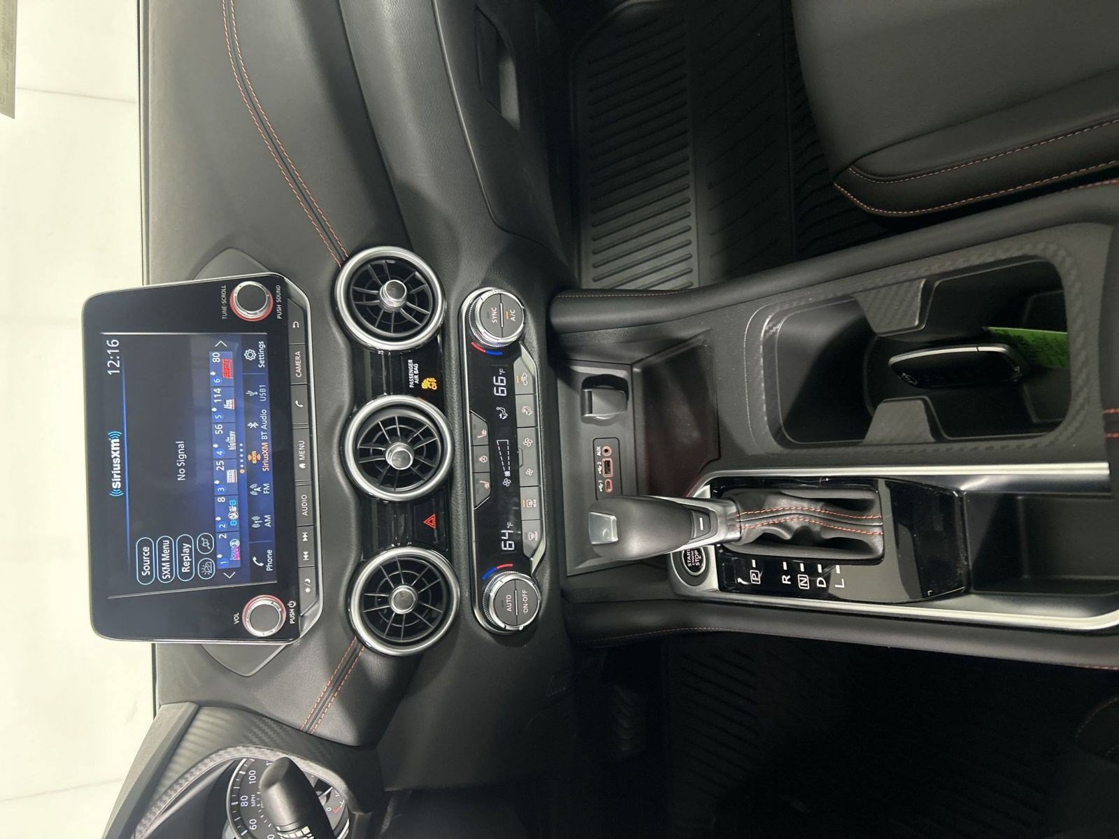 New 2025 Nissan Sentra SR w/ SR Premium Package FWD image 23