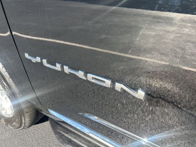 Used 2024 GMC Yukon SLT image 12