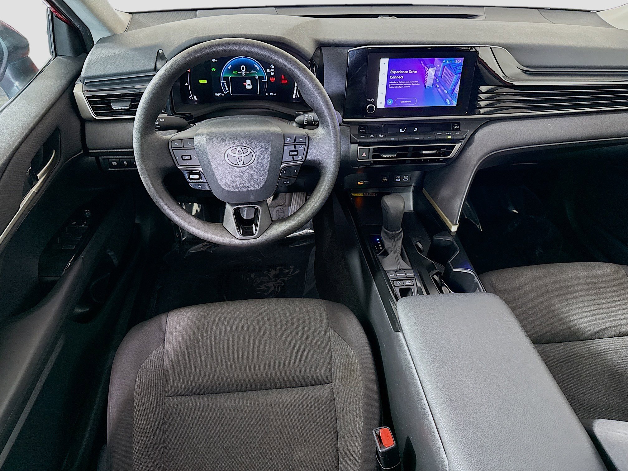 Used 2025 Toyota Camry LE image 17