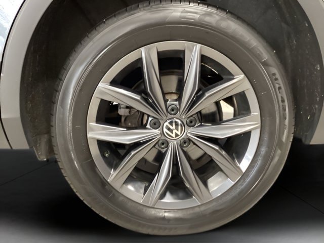 Certified 2023 Volkswagen Tiguan SE