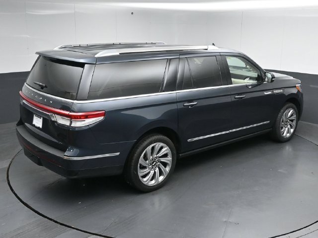 Certified 2024 Lincoln Navigator L Reserve AWD/4WD image 50