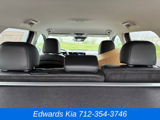 New 2025 Kia Sorento S image 13