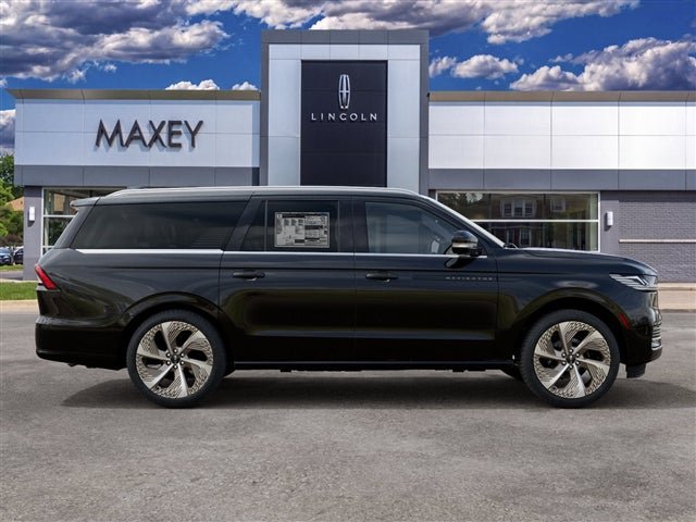 New 2027 Lincoln Navigator L Black Label AWD/4WD image 28
