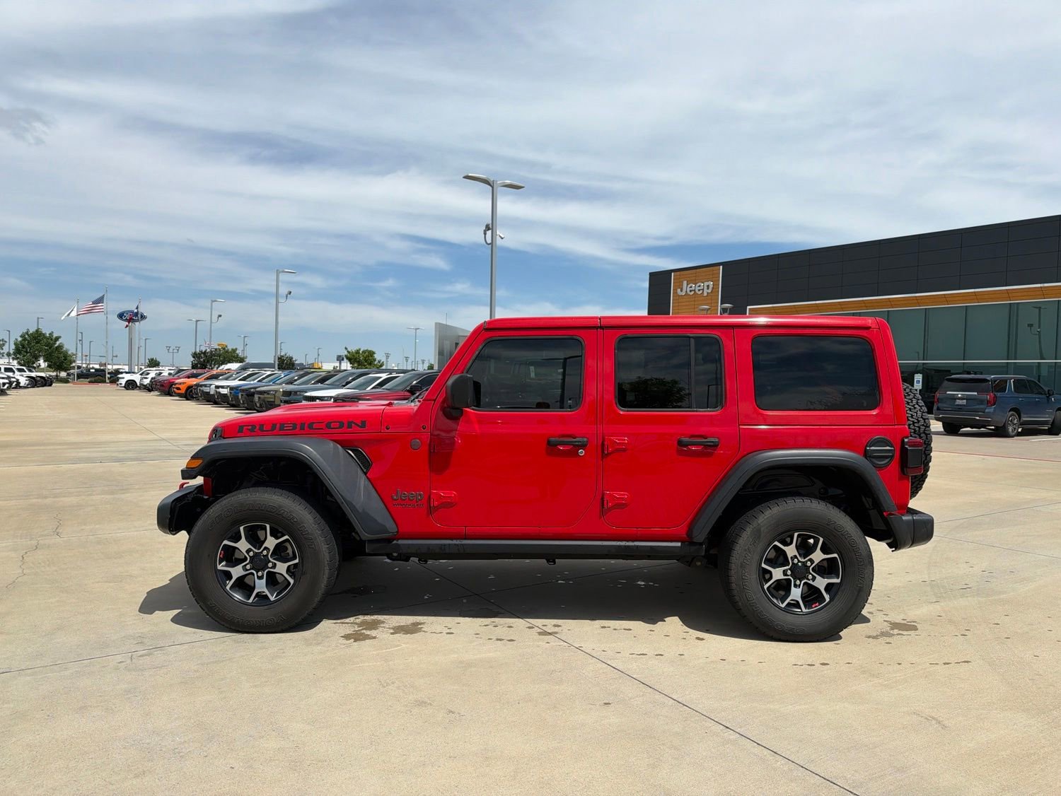 Used 2019 Jeep Wrangler Unlimited Rubicon AWD/4WD image 2