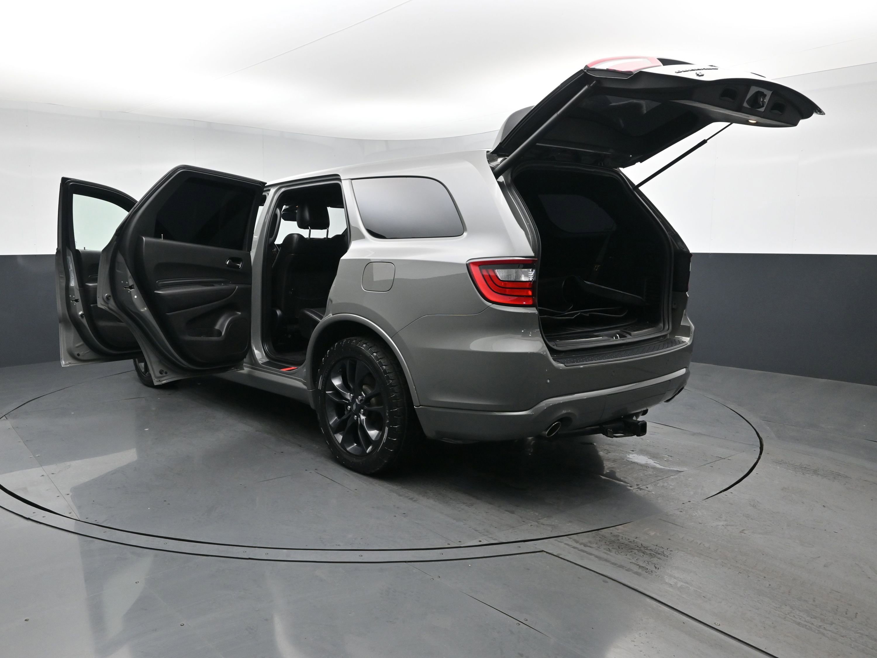 Used 2021 Dodge Durango R/T w/ Premium Interior Group image 27