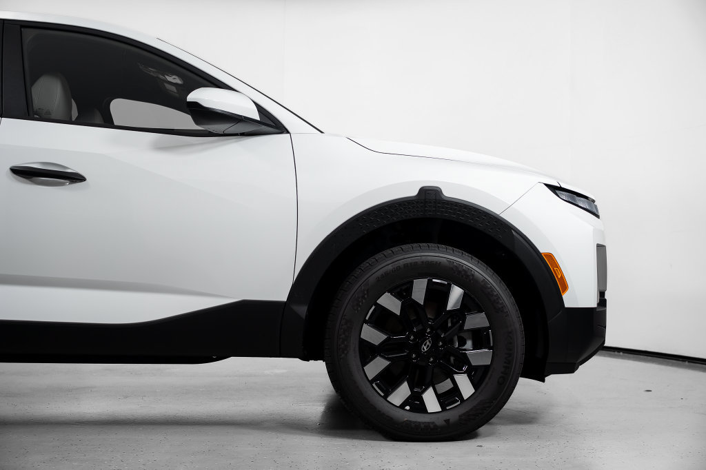 New 2027 Hyundai Santa Cruz SE AWD/4WD image 4