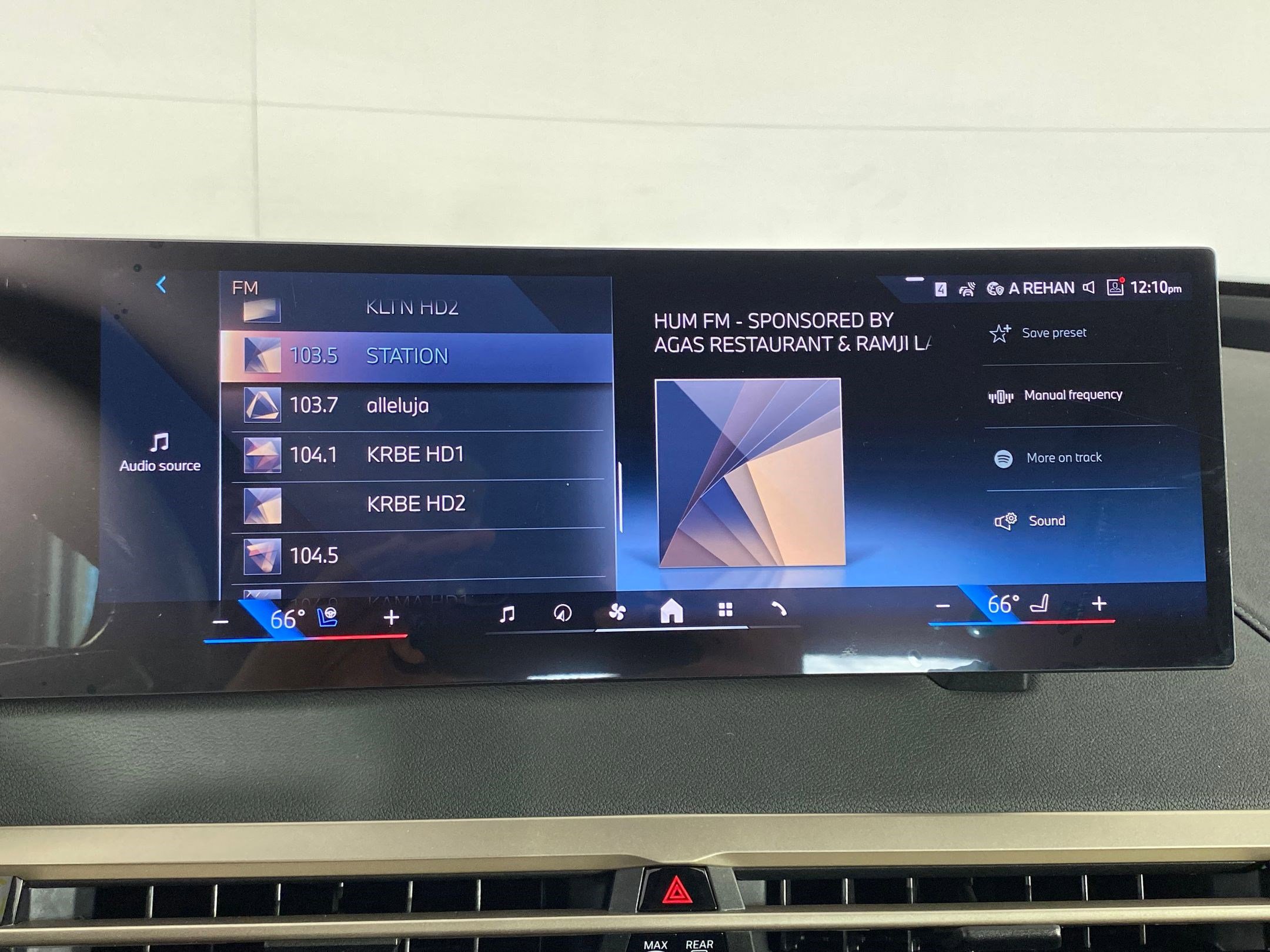 New 2026 BMW iX xDrive60 w/ Executive Package image 25