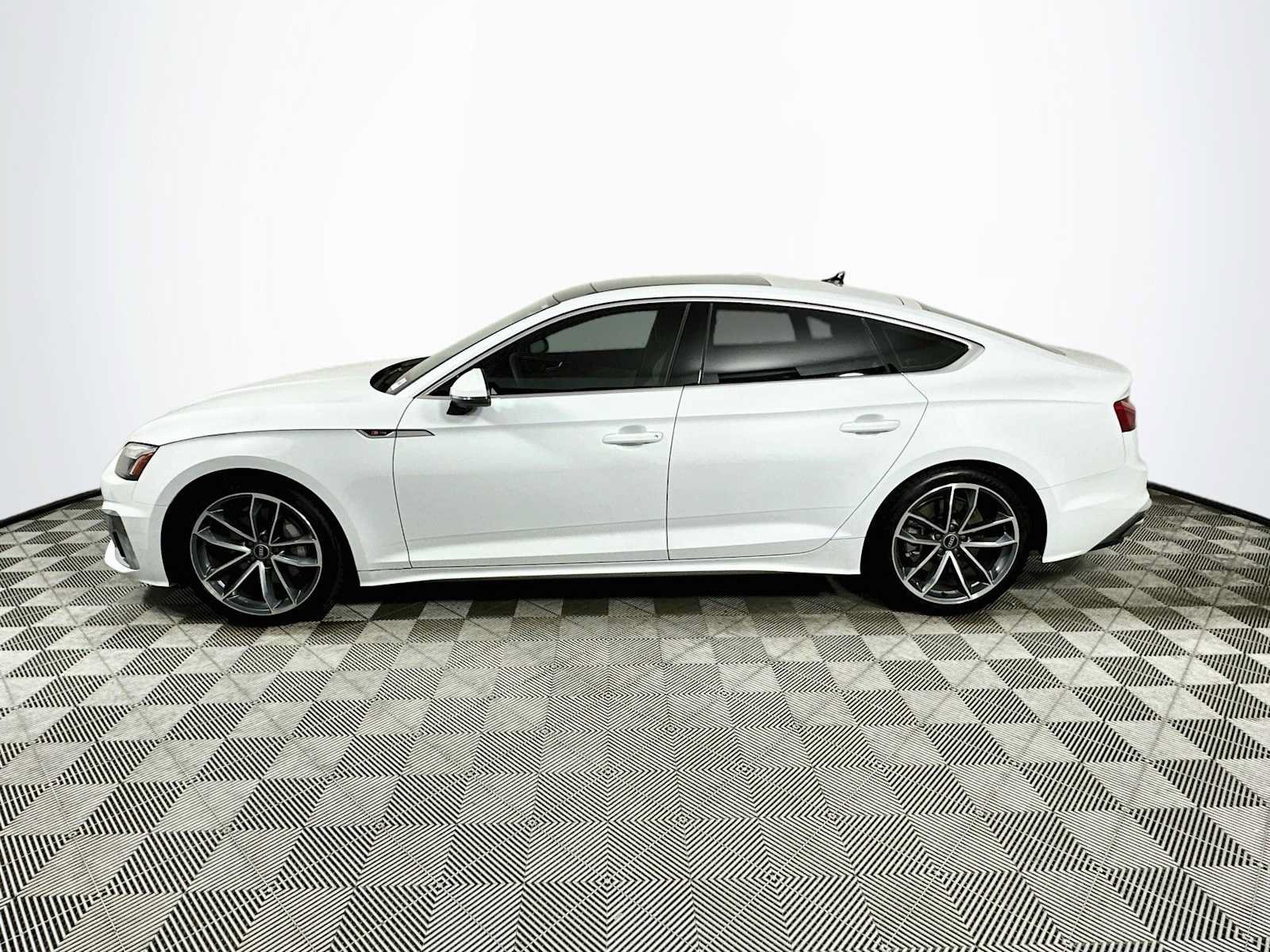 Certified 2023 Audi A5 2.0T Premium Plus w/ Premium Plus AWD/4WD image 4