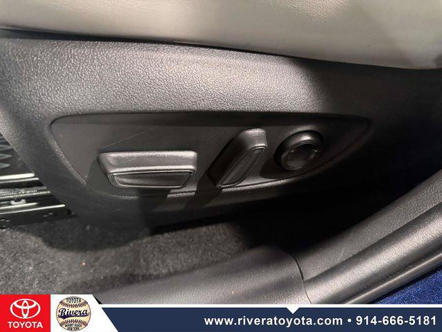 Certified 2022 Toyota RAV4 XLE Premium AWD/4WD image 13