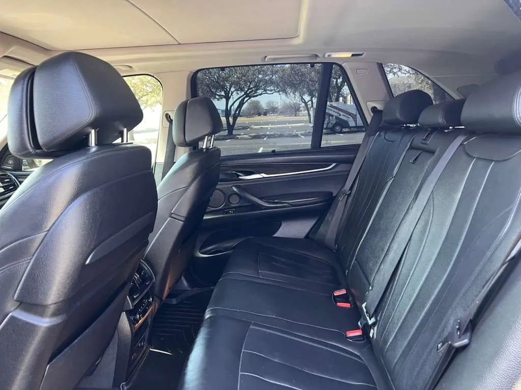 Used 2015 BMW X5 xDrive50i AWD/4WD image 26