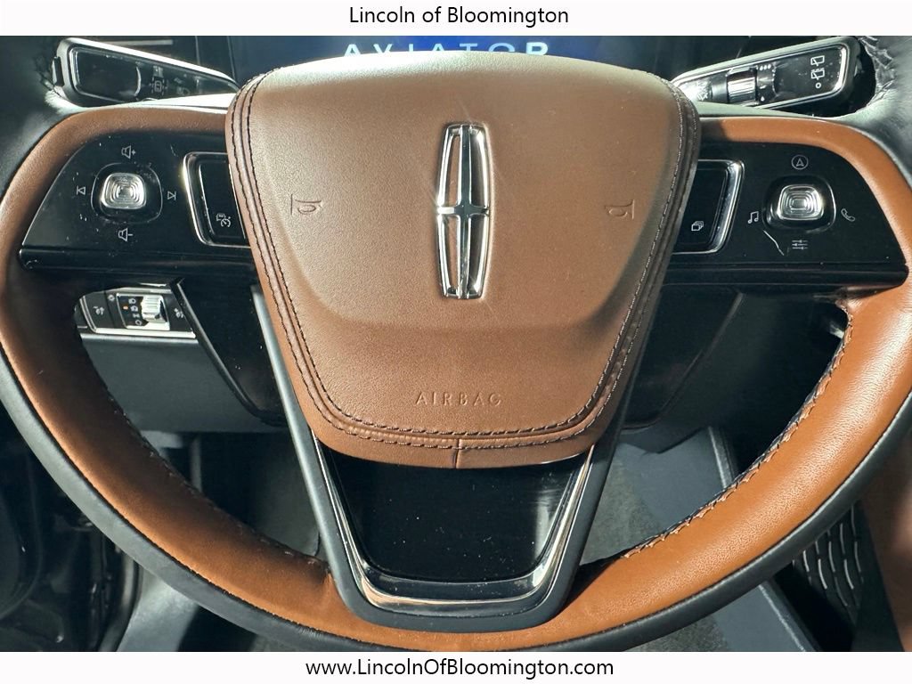 Certified 2025 Lincoln Aviator Reserve AWD/4WD image 21