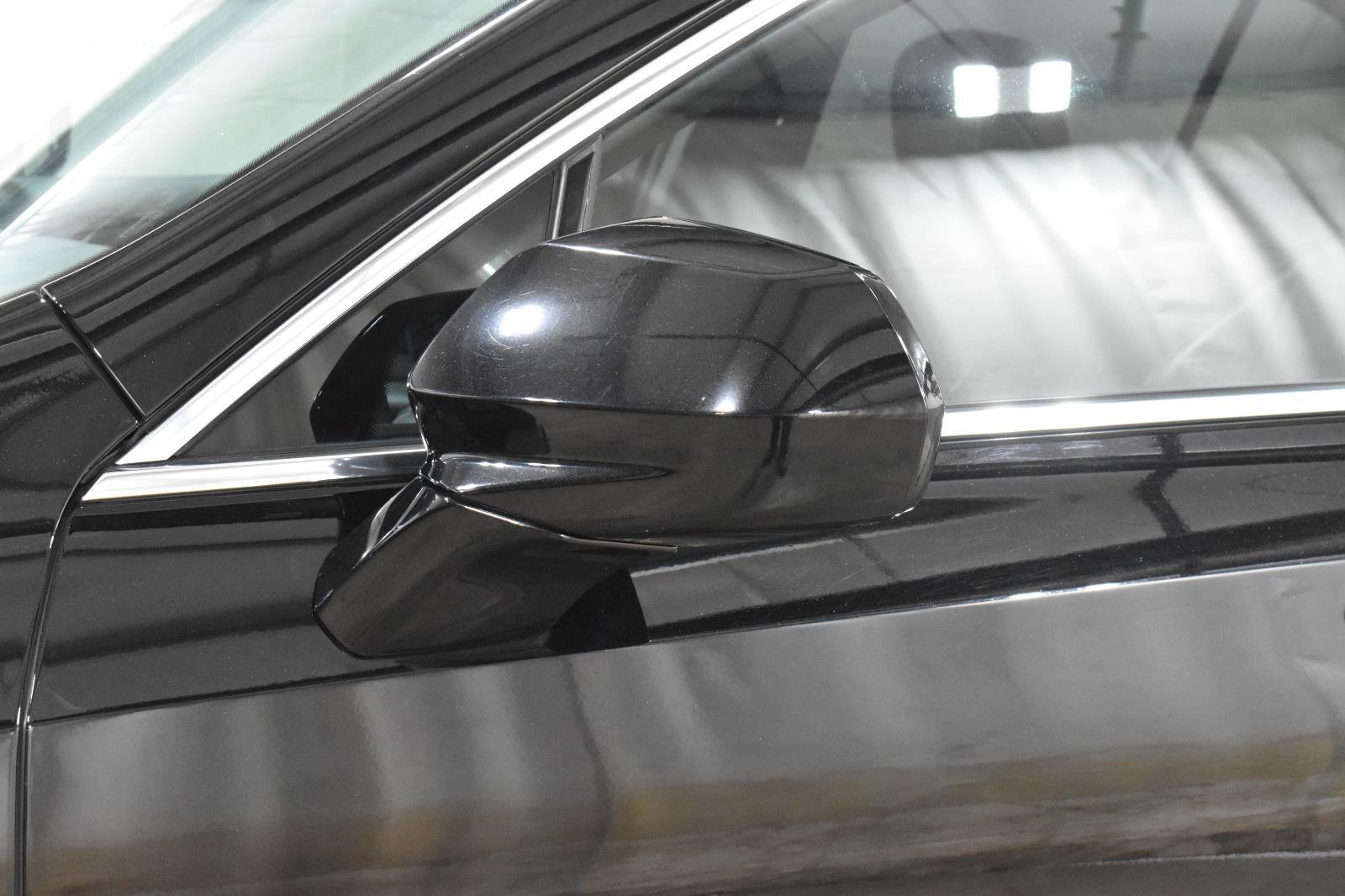 Used 2020 Cadillac XT4 Premium Luxury image 37