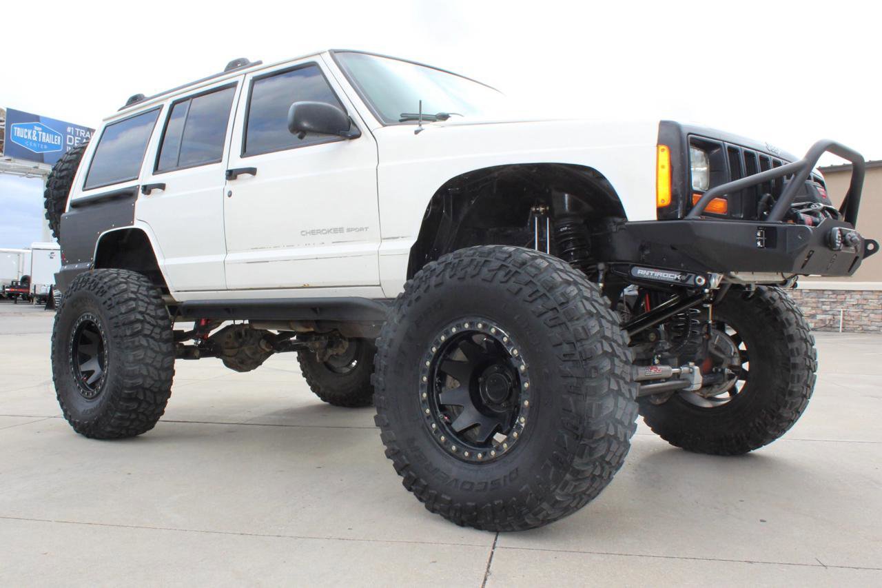 Used 2001 Jeep Cherokee Sport image 32