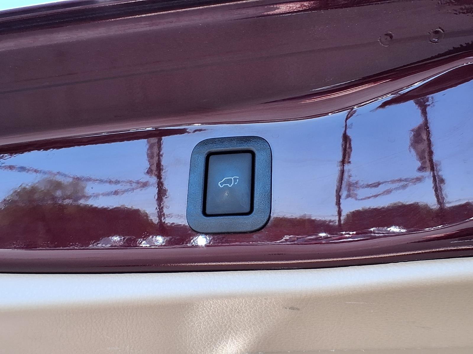 Used 2019 Toyota Highlander Limited AWD/4WD image 24