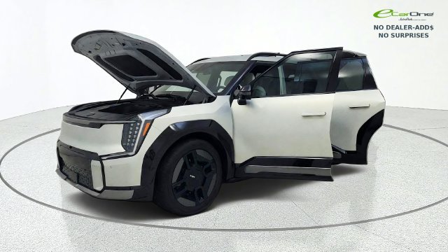 Used 2024 Kia EV9 GT-Line AWD/4WD image 13