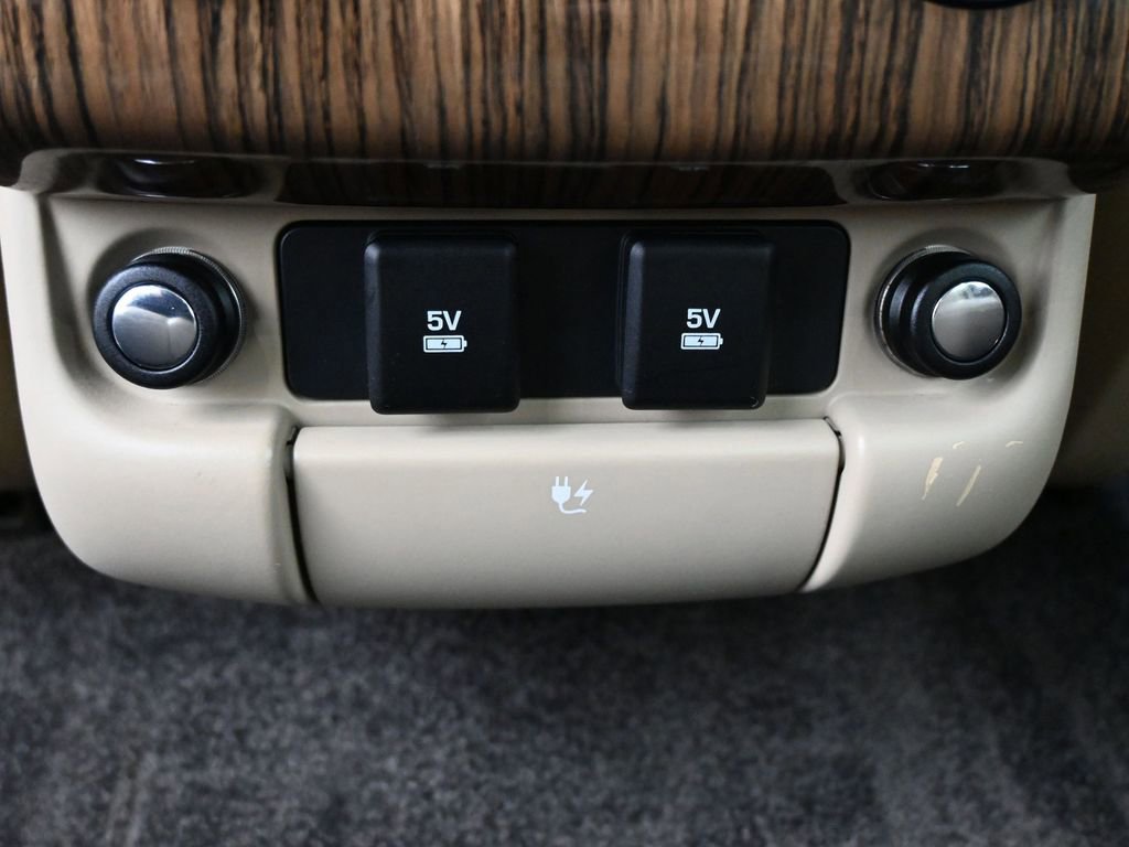 Used 2019 Land Rover Range Rover HSE image 20