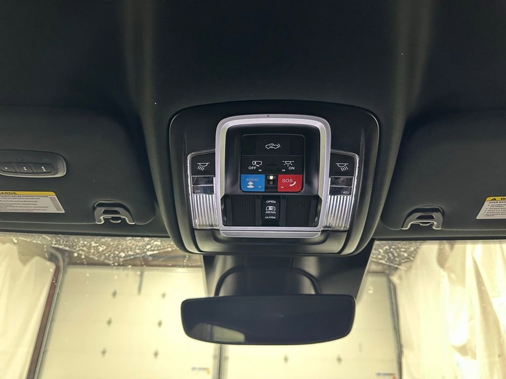 Used 2025 RAM 2500 Laramie image 41